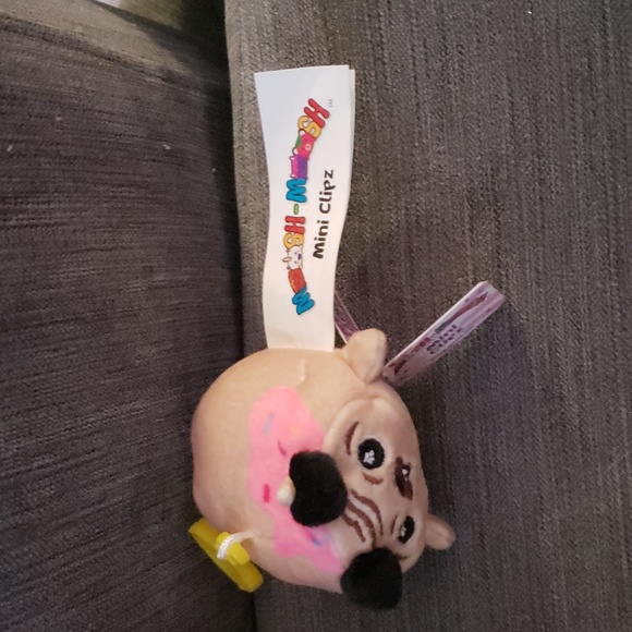 Moosh Moosh Lola 3" Mini Clipz - Picture 3 of 7